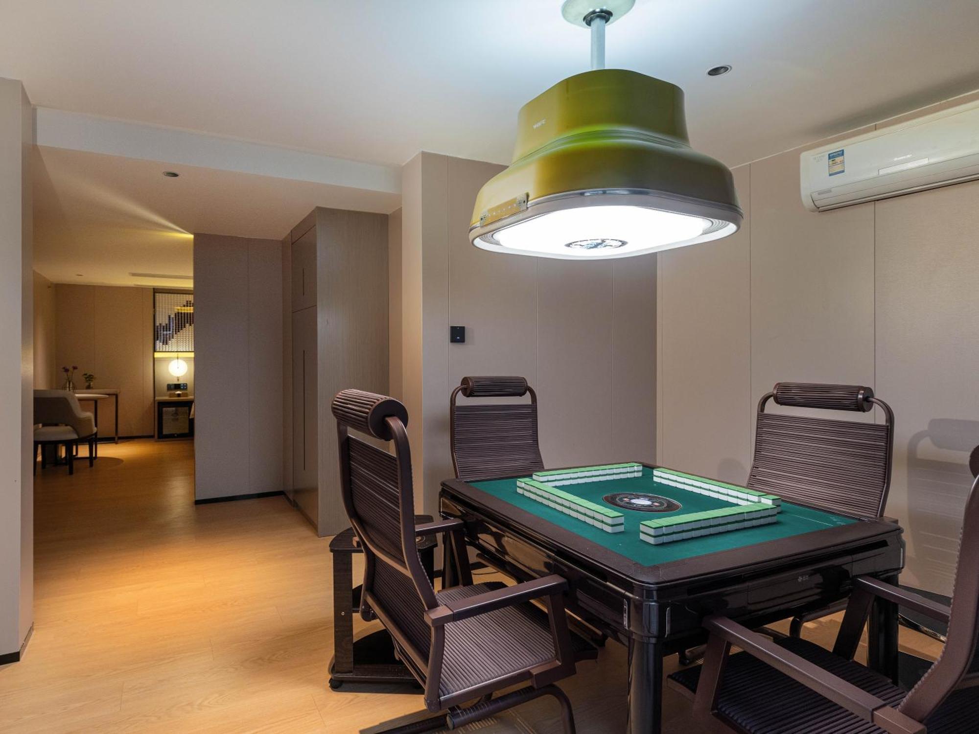 Lavande International Hotel Guangzhou Taikoo Hui Square Shipaiqiao Metro Station Branch - Free Shuttle Bus To Canton Fair Complex During Canton Fair Period & Free Vpn Internet Access Exterior foto