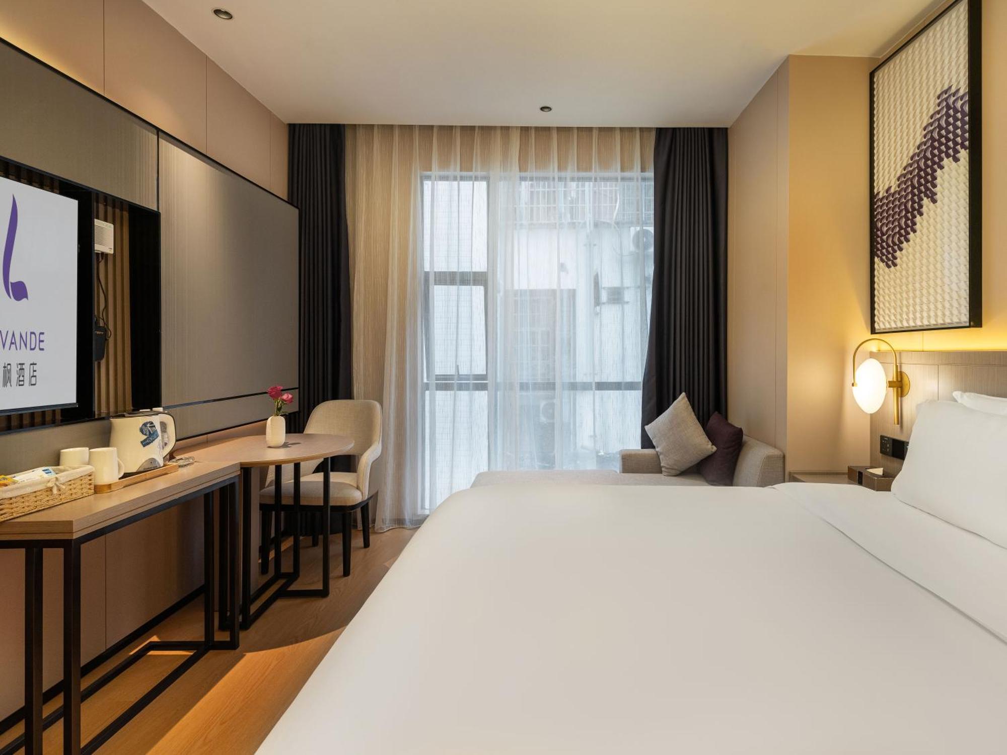 Lavande International Hotel Guangzhou Taikoo Hui Square Shipaiqiao Metro Station Branch - Free Shuttle Bus To Canton Fair Complex During Canton Fair Period & Free Vpn Internet Access Exterior foto